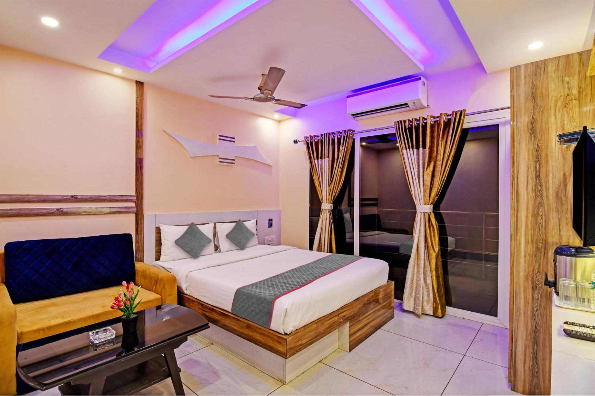 Townhouse The Grand Touch & The Royal Touch Hotell Digha  Eksteriør bilde