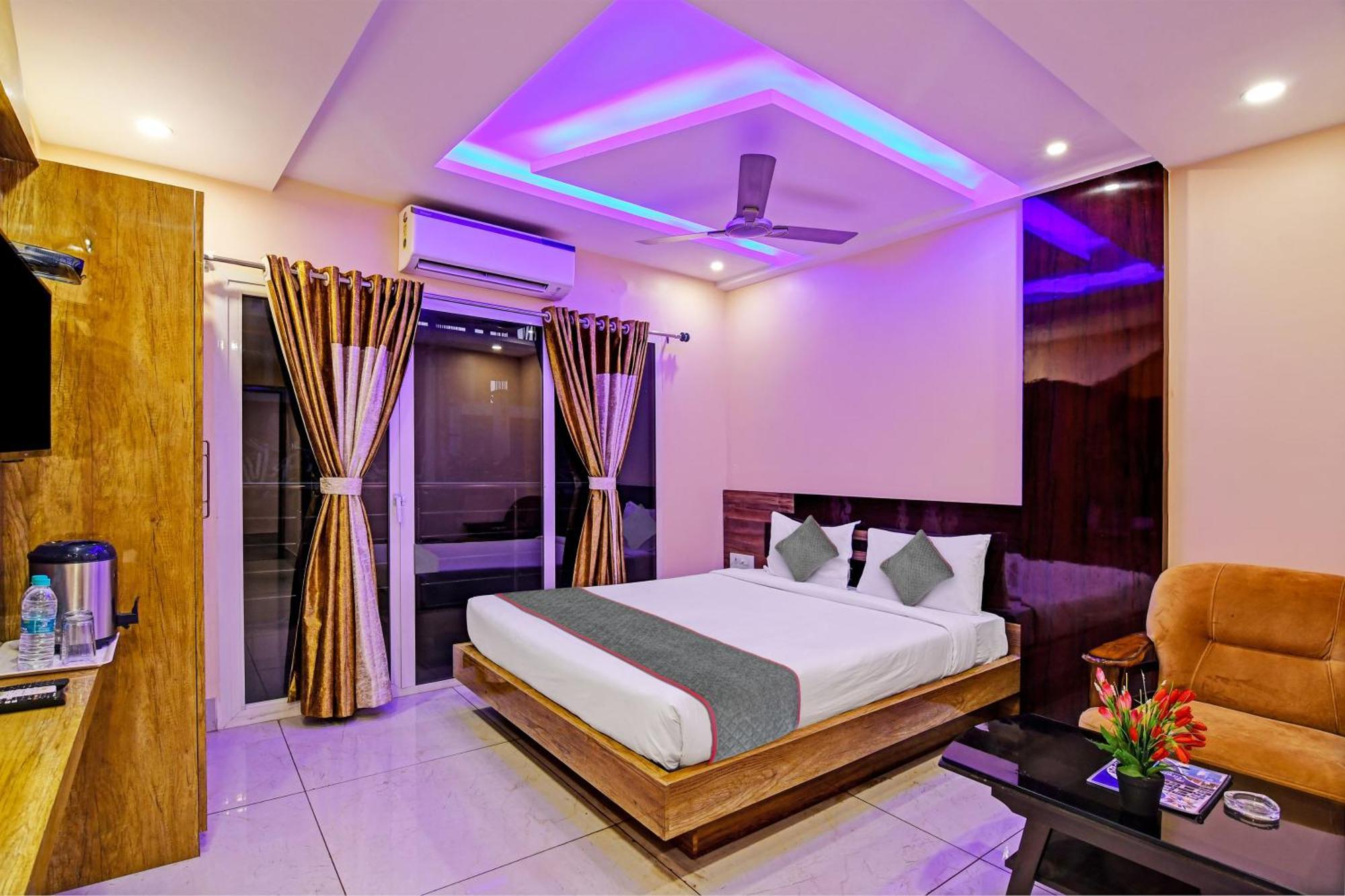 Townhouse The Grand Touch & The Royal Touch Hotell Digha  Eksteriør bilde