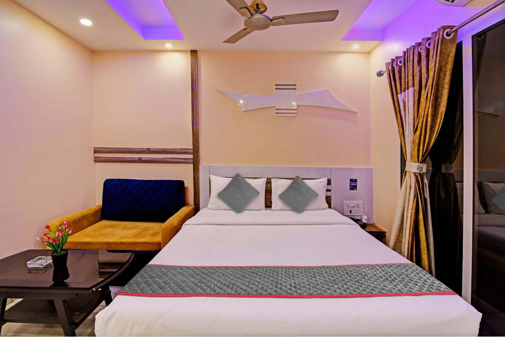 Townhouse The Grand Touch & The Royal Touch Hotell Digha  Eksteriør bilde